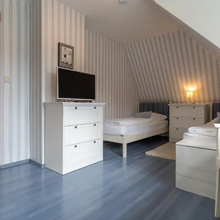 Feriehus Haubarg Reetdachhaus Luettje Haubarg *