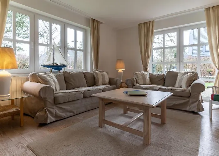 Semesterbostad Haubarg Reetdachhaus Luettje Haubarg Böhl